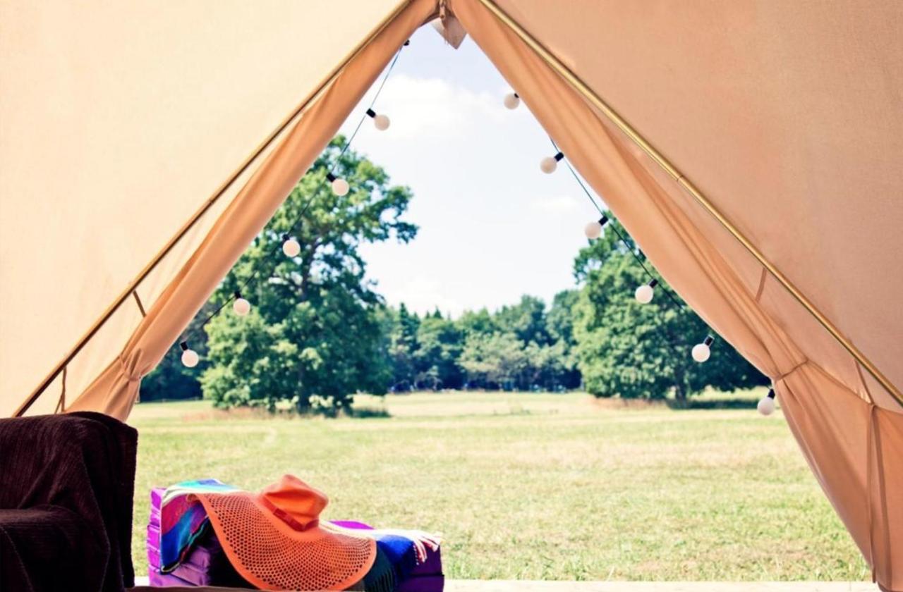Camp Katur Glamping Hotel Carthorpe Екстериор снимка