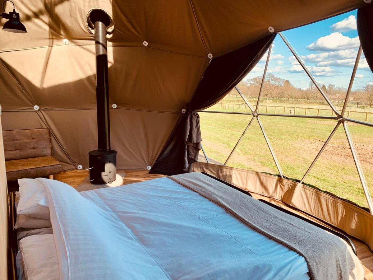 Camp Katur Glamping Hotel Carthorpe Екстериор снимка