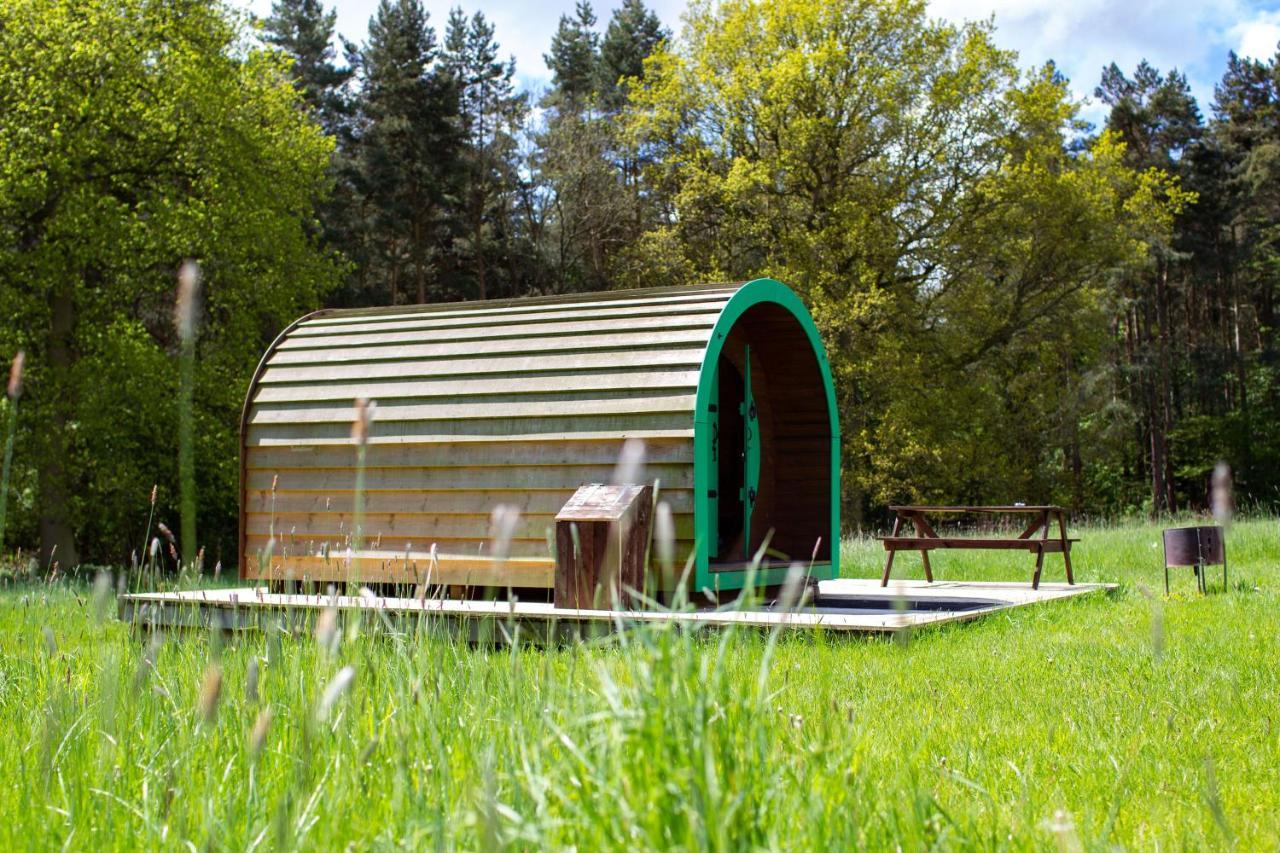 Camp Katur Glamping Hotel Carthorpe Екстериор снимка