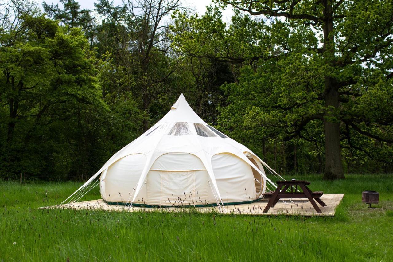 Camp Katur Glamping Hotel Carthorpe Екстериор снимка