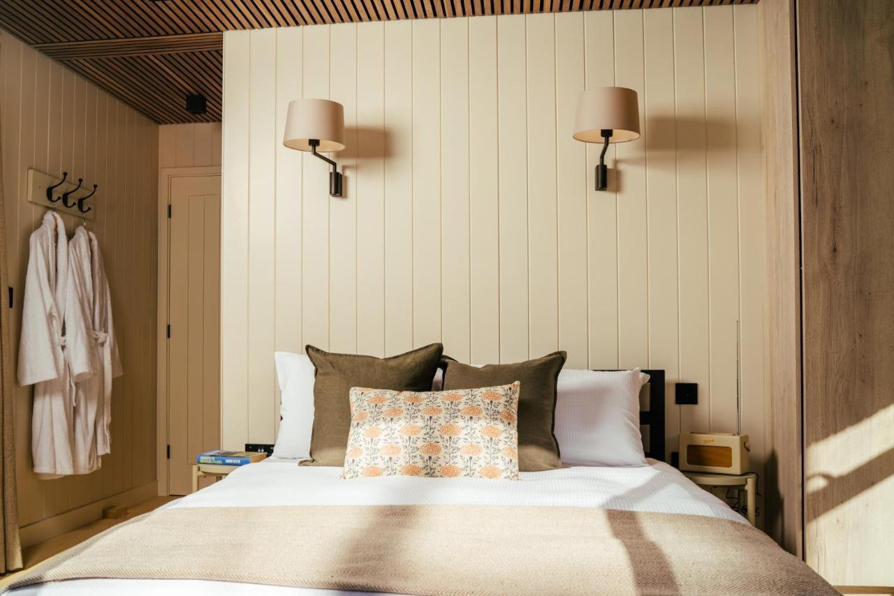 Camp Katur Glamping Hotel Carthorpe Екстериор снимка