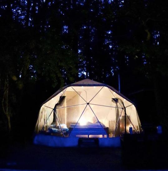 Camp Katur Glamping Hotel Carthorpe Стая снимка