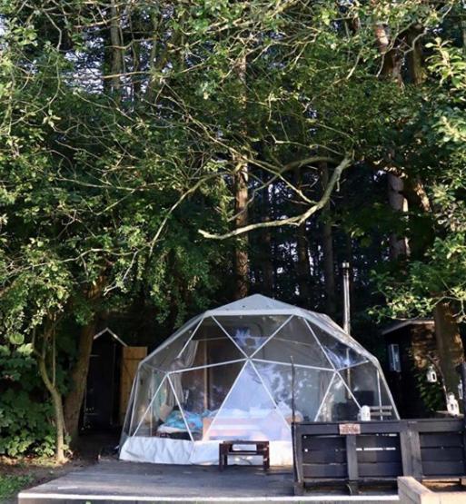Camp Katur Glamping Hotel Carthorpe Стая снимка